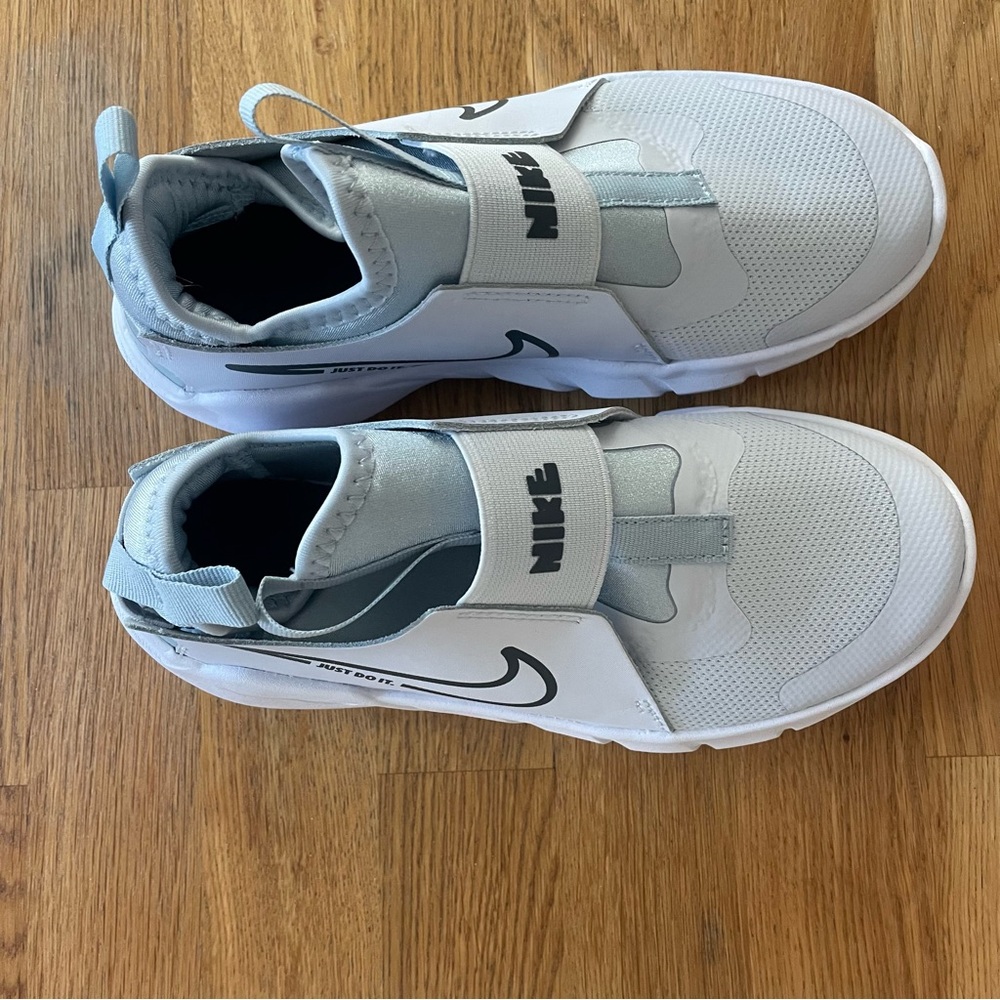 Nike Kids Flex Runner 2 NEW